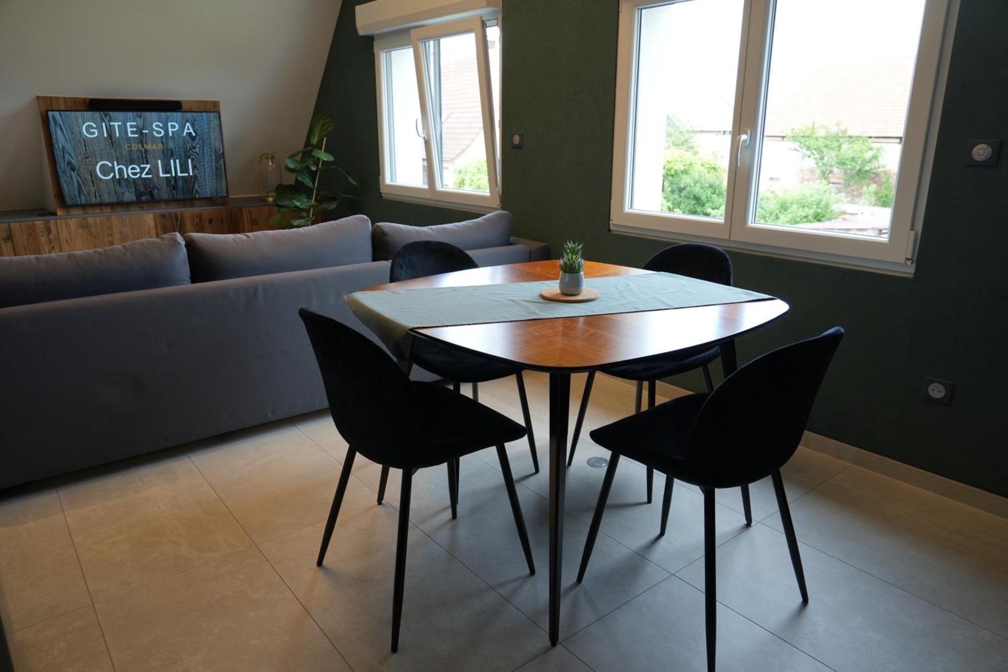 Gite Spa L'Atelier Emile - Spa Privatif - 5 Min Colmar Sainte-Croix-en-Plaine 部屋 写真